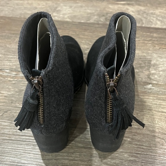 FINAL PRICE NEW Toms Leila Black Wool Felt Womens - Picture 6 of 7